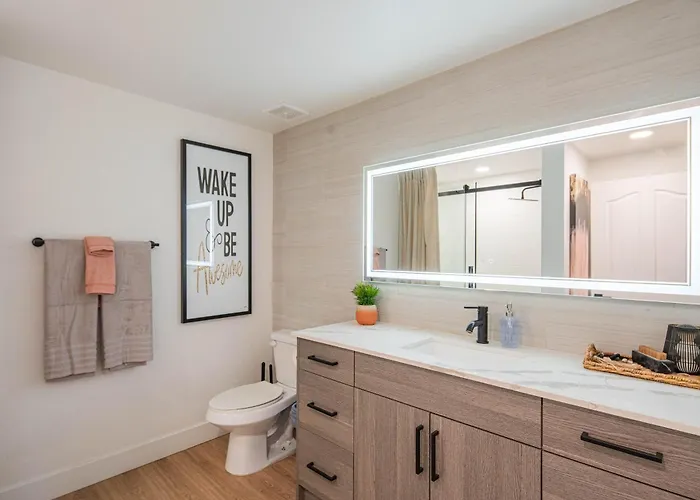 Sunny Scottsdale Stay Remodeled 2Br Apartment *